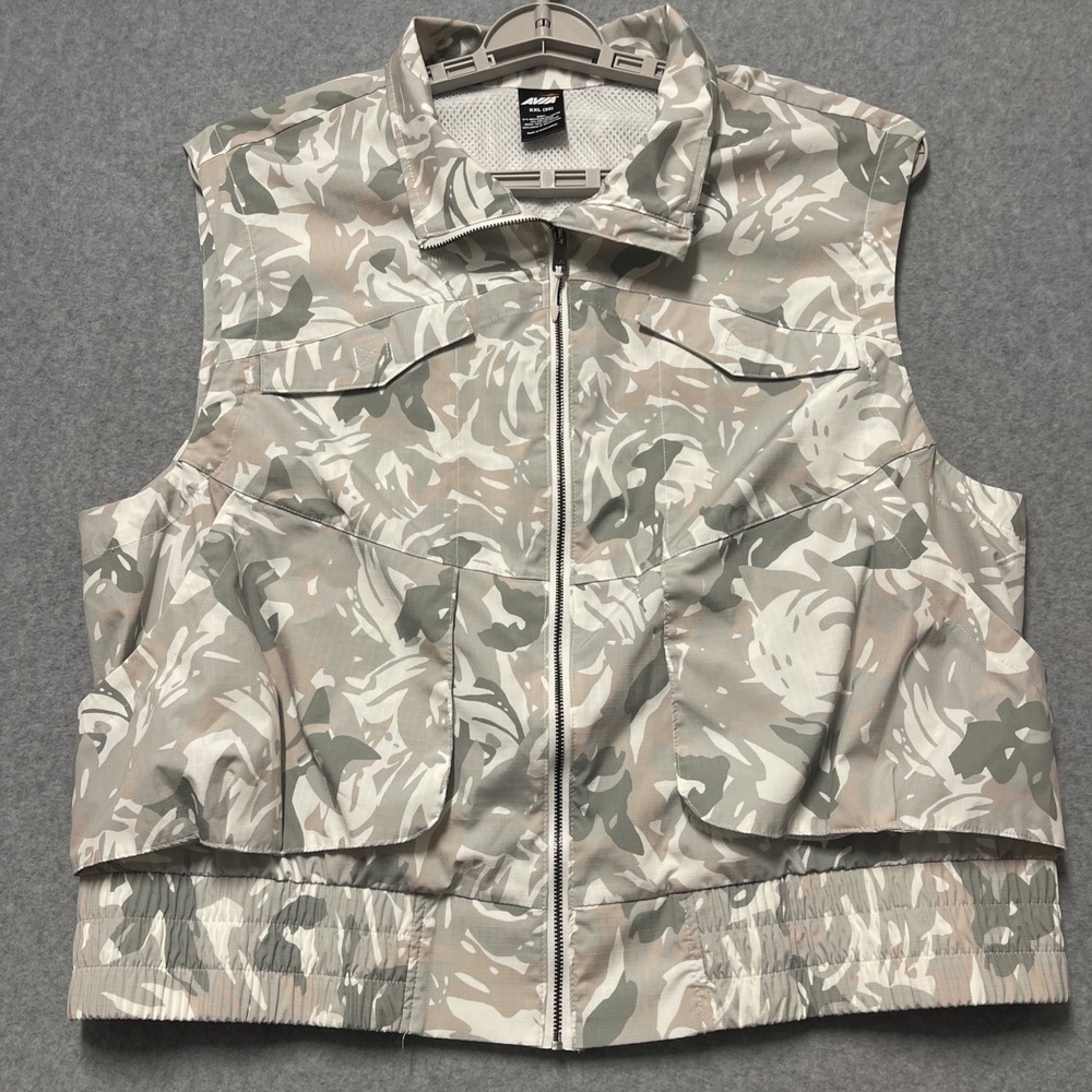 AVIA Women's Camouflage Light Weight Hiking Walking Vest Size XXL